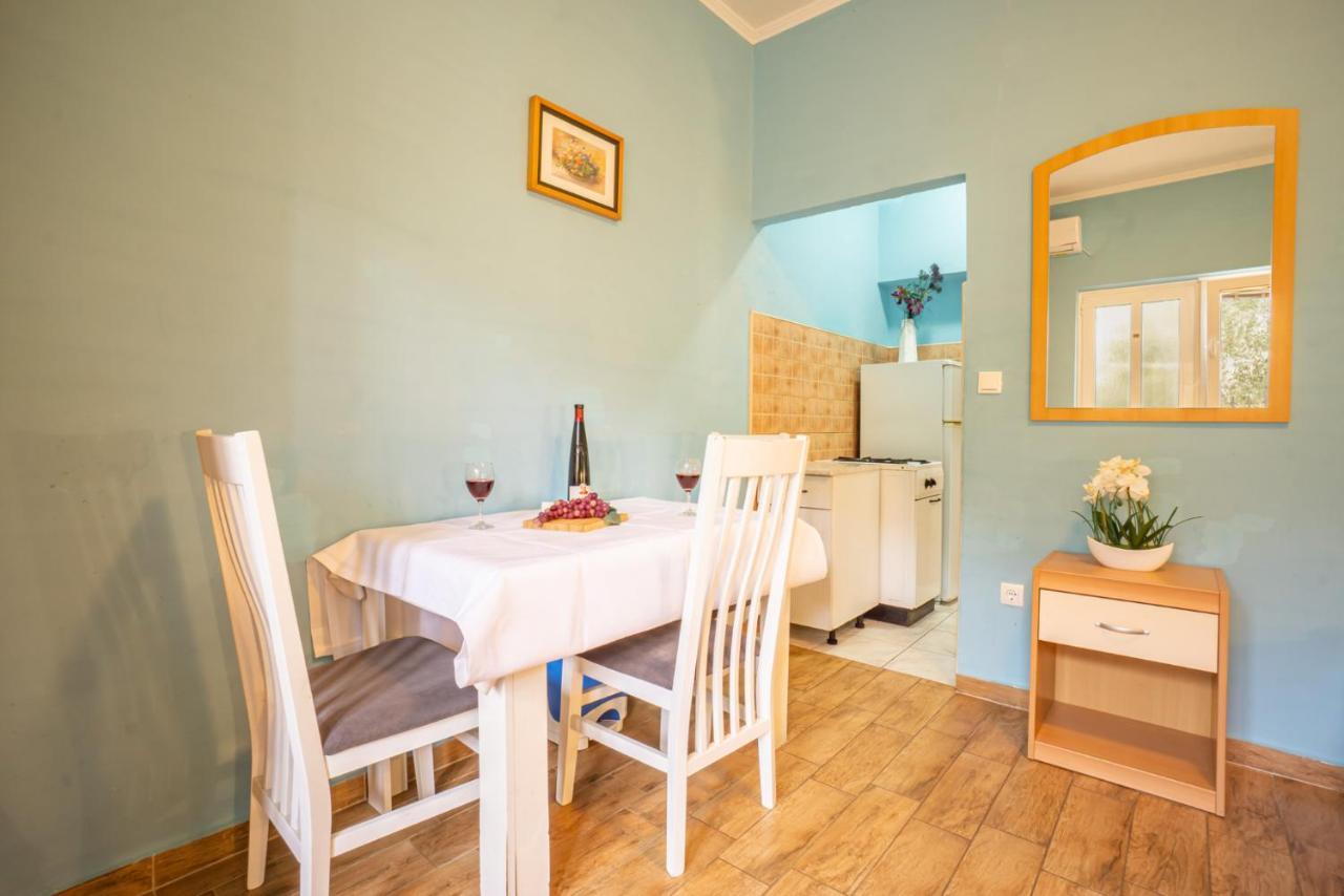 Appartement Kustic At The